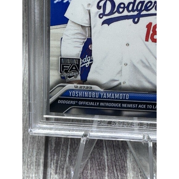 2023 TOPPS NOW OFFSEASON #OS25 YOSHINOBU YAMAMOTO ROOKIE RC BGS 9.5 Gem Dodgers - Picture 6 of 9